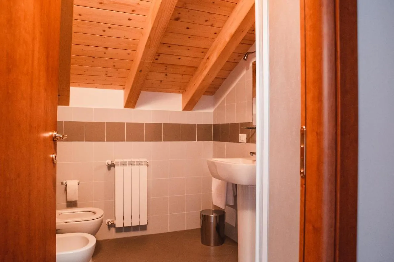 Cevo Casa Del Parco Adamelloホステル